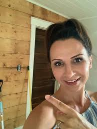 Jill Bonnell's Instagram, Twitter & Facebook