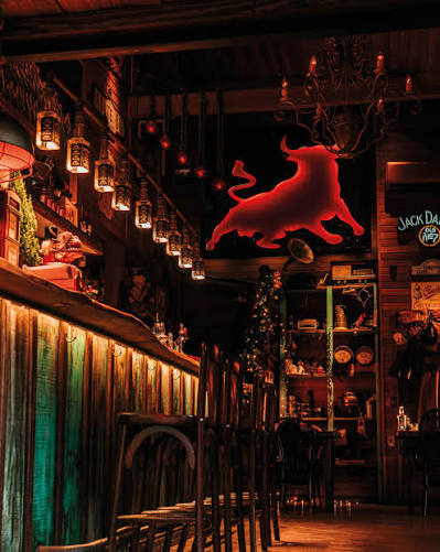 Bares Secretos e Speakeasies em SP: Onde Tomar Drinks Incríveis Gastando Pouco