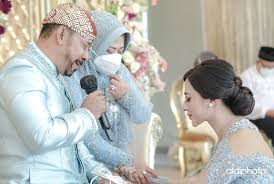 Maybe you would like to learn more about one of these? Margin Wieheerm Melangsungkan Acara Pengajian Dalam Suasana Sakral Weddingku Com