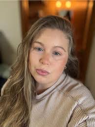 You guys I just started my diet!! 😩😩😩 I'm addicted to Starbucks and my  usual order has about 600 calories 😅😅 What is an amazing iced coffee that  is sweet and taste