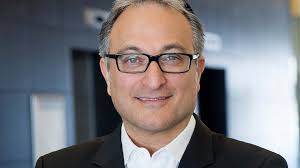 Mark Halpern's Instagram, Twitter & Facebook