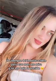 Me Mira Y Se Le Baja La Presión