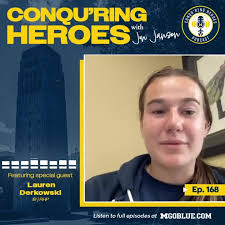 @umichsoftball's video Tweet