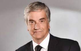 Carlomagno también incorpora a su reino. Francisco Reyes Llega A Canal 13 Y Se Suma A La Nueva Nocturna Secretos De Familia Tv Y Espectaculo Biobiochile