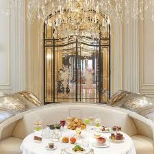 Restaurants Bars At Hotel Plaza Athenee Dorchester Collection Luxury Restaurant Luxury Hotel Restaurant Interior Design