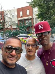 Who else attended Wade JHS 117? CLASS OF 1977