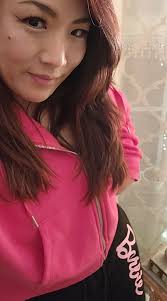 My pink Barbie pants was in the mailbox when I got home from work🌸😍