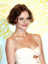 This style is one of the most popular short hairstyles for women over 60 with round face. Best 3 Classic Wedding Hairstyles For Short Hair My Bride Hairs