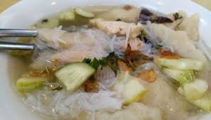 Ikan tenggiri lebih kenyal di dalam kuah, kalau ikan gabus dia akan benyek, kalau untuk turunan pempek, kata setiyo. Manis Gurih Model Dan Tekwan Khas Palembang Cantik Tempo Co
