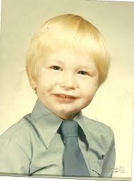 Well my eidetic memory allows me to relive all my life experiences moment  for moments all the time, and when I see something it brings memories. The  memories are like living in