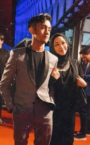 Ucapan salam dalam bentuk assalamualaikum atau bentuk lengkap assalamualaikum warahmatullahi wabarakatuh merupakan suatu kebaikan yang dan apabila kamu diberikan penghormatan dengan sesuatu ucapan hormat (seperti memberi salam), maka balaslah penghormatan itu dengan yang lebih. Saya Dah Pesan Jadi Kena Terimalah Suliza Salam Komen Tentang Anaknya Ismail Izzani Video Mstar