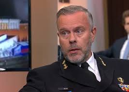 NAVO-topman Rob Bauer: drone-aanval op Kremlin was fake