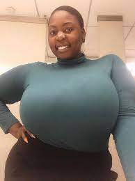 Ebony BBW : r2busty2hide