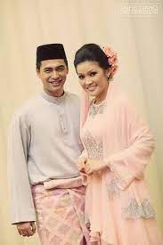 Maybe you would like to learn more about one of these? 130 Best Pengantin Melayu Songket Ideas Pengantin Melayu Malay Wedding Dress Malay Wedding