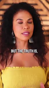 Official Veronica Lynn