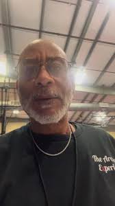 Ed demonstrates archery to kids at The Boys and Girls Club of Murfreesboro.  thearcheryexperience.com