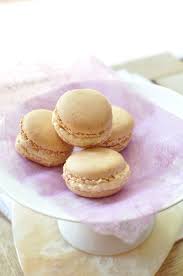 Macarons Au Chocolat Blanc Plus De Recettes De Macarons Sur Www Enviedebienmanger Fr Idees Recettes Recettes Macarons Recette Macaron Macaron Chocolat Macaron