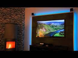 Das licht wird durch die davor angeordneten, einzeln angesteuerten flüssigkristallzellen unterschiedlich stark absorbiert. Led Tv Wand Selber Bauen Youtube