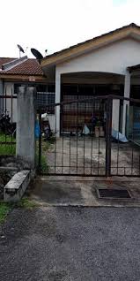 Pd (synonymous with sun and fun) has long been a weekend retreat for many inland dwellers, especially those from the city seeking temporary escape from the. Taman Intan Perdana Port Dickson House For Sale Ejen Hartanah Berdaftar Rumah Untuk Dijual House For Sale