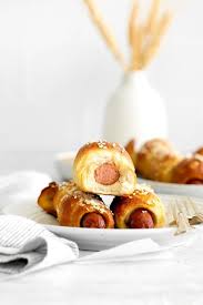 Mini Pretzel Dogs - Mini Hot Dogs Wrapped In A Pretzel Bun
