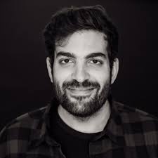 Big hearts 🫶 brought you Tiny Moon 🌓 Nothing would've been possible  without the support of friends that feel like family, so thank you all for  believing and supporting 💚💛❤️ tinymooncider.com A… |