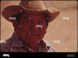 Native american elder hi-res stock photography and images