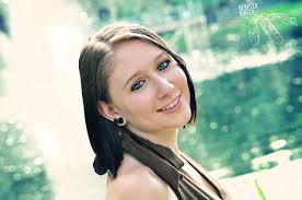 Rebecca Kinser's Instagram, Twitter & Facebook