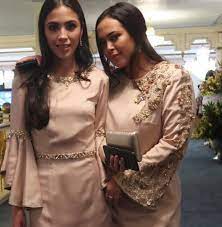 Cik puan julia aishah binti abdul rais , connue professionnellement sous le nom de julia rais , (née le 19 février 1971) est une ancienne mannequin et actrice malaisienne. Royal Family Of Malaysia Hrh Crown Prince Of Pahang Cik Puan Julia Rais