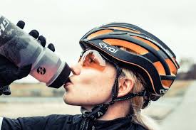 12 Geschenkideen Fur Radfahrer Fahrradhelm Rennrad Radfahren Und Rennrad