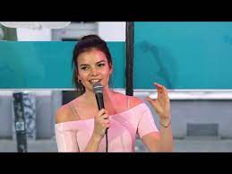 Ich dusche selten, habe große nasenlöcher & vegan bin ich auch. Beziehungsprobleme Mit Felix Lobrecht Maria Clara Groppler Nightwash Live Youtube