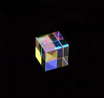 [Hot Item] Cubo de vidrio óptico de X-Cube prisma de vidrio de color con el  nivel láser