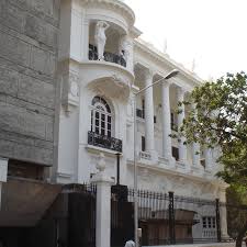 palatial mansion of Sir Ratan Tata ...