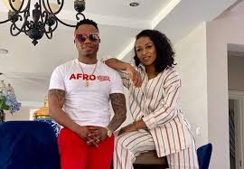 Dj zinhle umlilo (eyeronik remix) mp3 download eyeronik put his own musical twist on dj zinhle's hit single, umlilo and the result is superb. Dj Zinhle Dj Tira Is Amazing Fakaza News