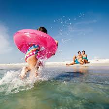 Tips and tricks for gorgeous fall family pictures. Family Beach Vacation Ideas Visit St Petersburg Clearwater Florida