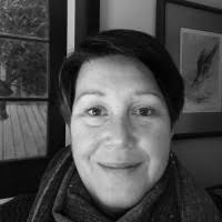 Neevee Pierce Email & Phone Number