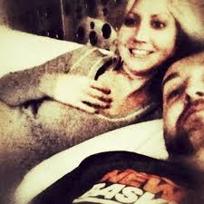 Rochelle Barton (@RochieBarton)