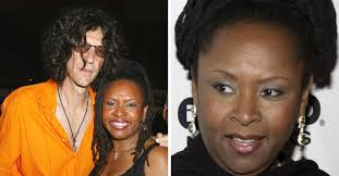 Robin Quivers House: The New Jersey Pad - Urban Splatter