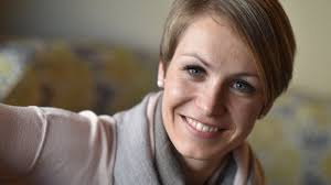 Unser magdalena neuner haus produkttest hat gezeigt, dass die qualität des genannten testsiegers unsere redaktion außerordentlich überzeugen konnte. Gold Lena Zuruck Auf Dem Tv Schirm Bild De
