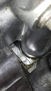 If its oil its either gold or head gaskets usually don't leak alot of oil, normally they start dumping antifreeze into the cylinders when failing. Oil Leak From Head Gasket Honda Tech Honda Forum Discussion