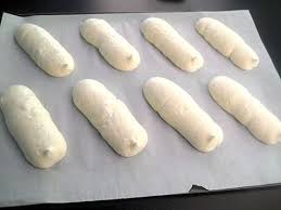 Biscuits A La Cuillere Recette Biscuits Biscuit Cuillere Pains A Hot Dog