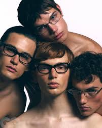 Calum Harper (@calumharper) for @gqfrance September issue • Photographe :  @sweeriouslee Styliste : @lisajarvis_stylist MUA: @hicham_ababsa Hair  stylist : @asami6136 Movement director : @breckynurheart Assistante lumière  :@sobolevskay_a Head of Content ...