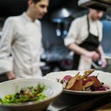 Webnovel>all keywords>chinese menu for a dinner party. What Makes A Fine Dining Restaurant