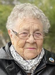 Flora Green's Instagram, Twitter & Facebook