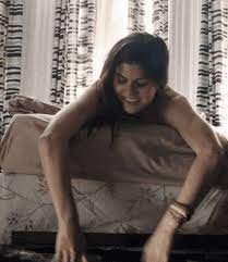 Nov 21, 2015 · lift your spirits with funny jokes, trending memes, entertaining gifs, inspiring stories, viral videos, and so much more. Movies Don T Need Bras 18 Gifs Izispicy Com