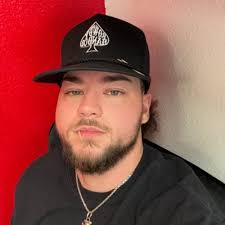 Micala Anderson (@micbrooke2)