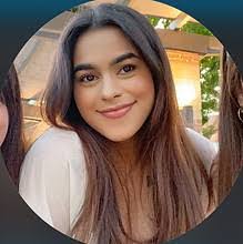 Julia Hoke's Instagram, Twitter & Facebook