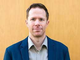 Robert Steiger's Instagram, Twitter & Facebook