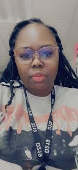 Jennifer Almaraz's Instagram, Twitter & Facebook