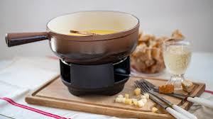 Lasciatela a bagno per almeno tre ore. Come Preparare La Fonduta In Poche Semplici Mosse