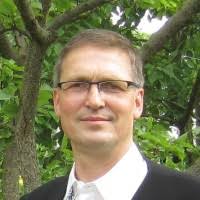 90+ Profile mit dem Suchbegriff „Bluhm“